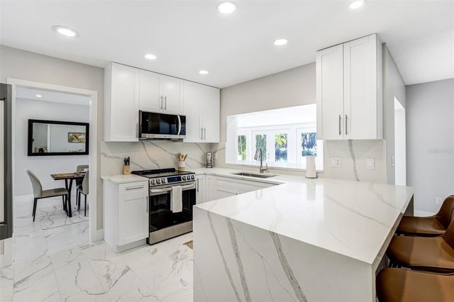 3923 DORAL DRIVE, Tampa, FL 33634