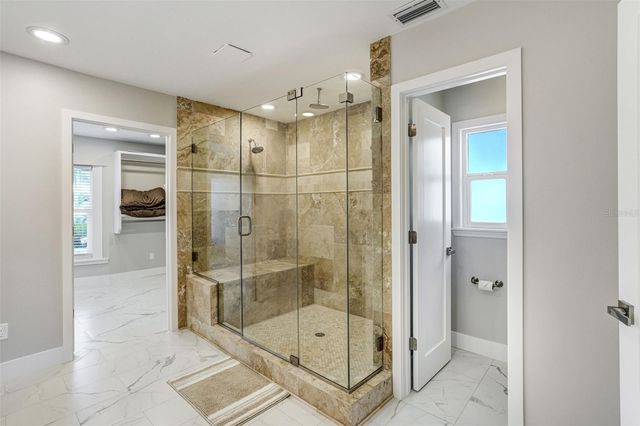 3923 DORAL DRIVE, Tampa, FL 33634