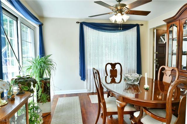 9501 New Buffalo Road, Canfield, OH 44406