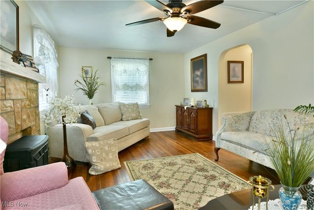 9501 New Buffalo Road, Canfield, OH 44406