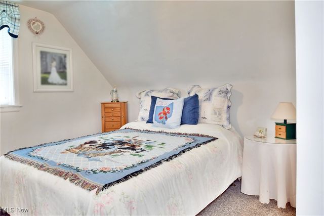9501 New Buffalo Road, Canfield, OH 44406