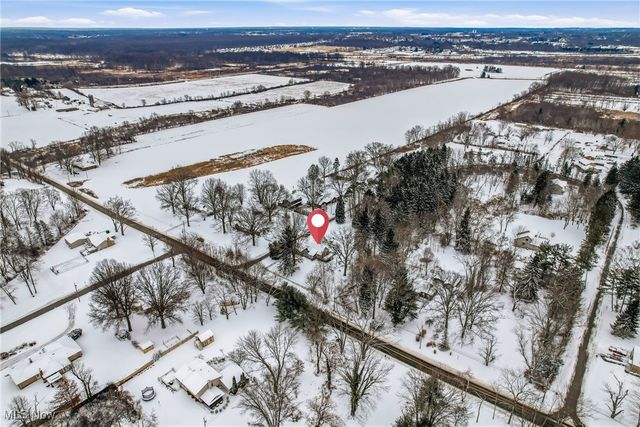 9501 New Buffalo Road, Canfield, OH 44406