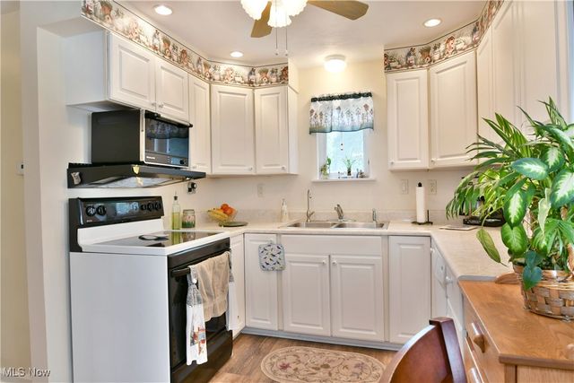 9501 New Buffalo Road, Canfield, OH 44406