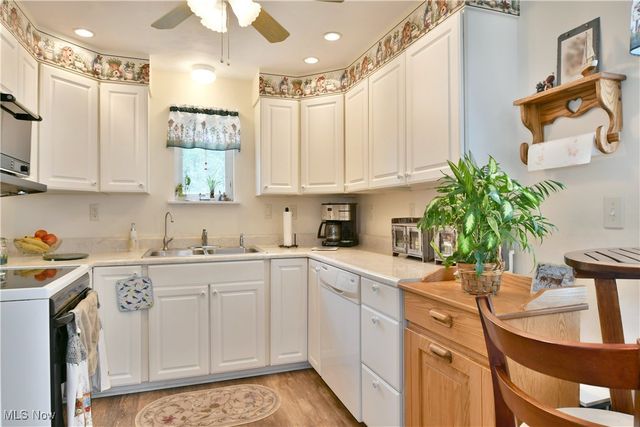 9501 New Buffalo Road, Canfield, OH 44406