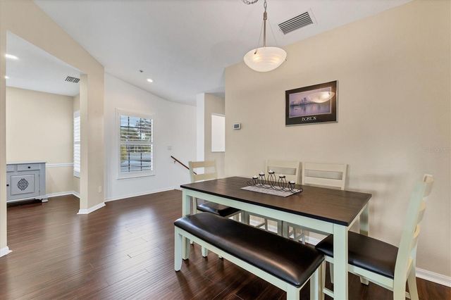 803 MONTROSE DRIVE 201, Venice, FL 34293