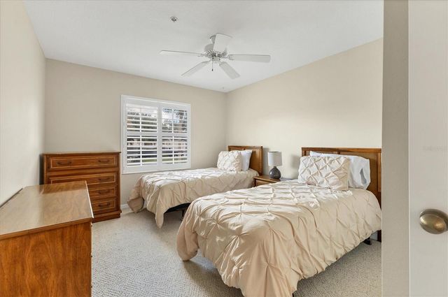 803 MONTROSE DRIVE 201, Venice, FL 34293