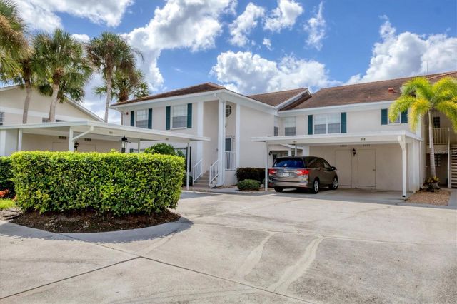 803 MONTROSE DRIVE 201, Venice, FL 34293