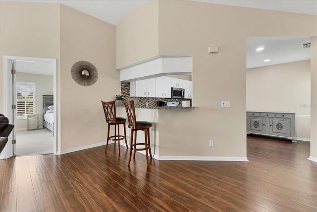 803 MONTROSE DRIVE 201, Venice, FL 34293