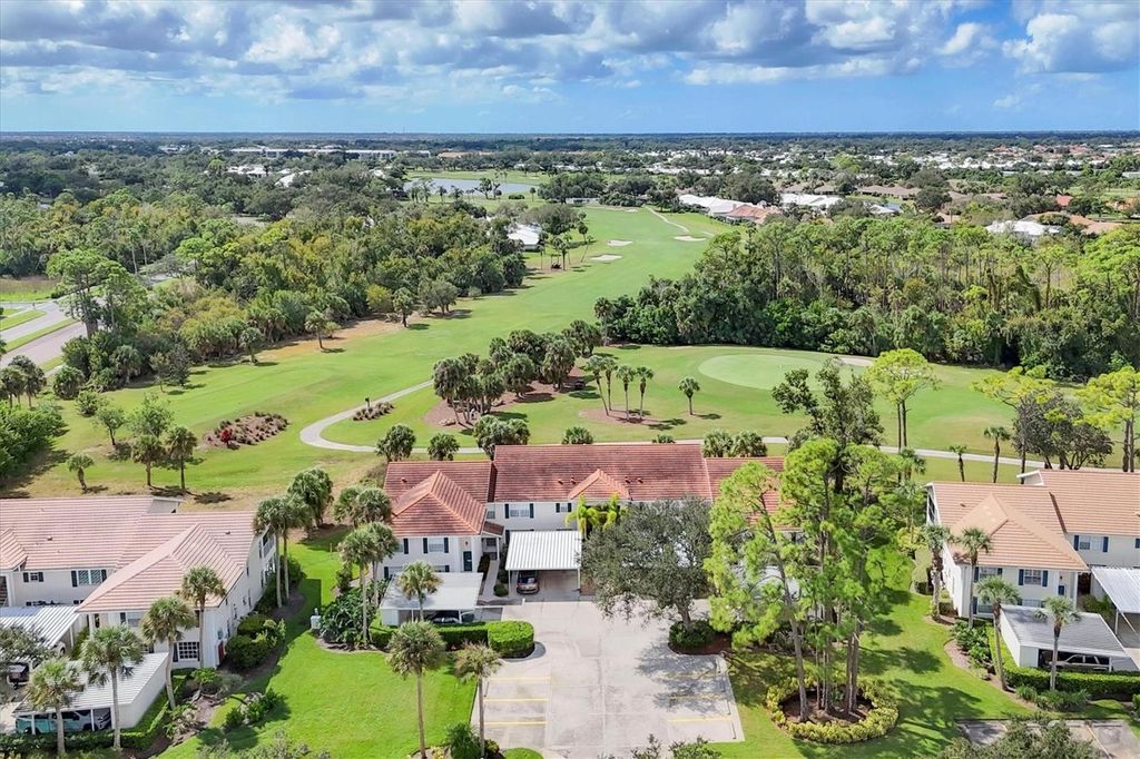 803 MONTROSE DRIVE 201, Venice, FL 34293