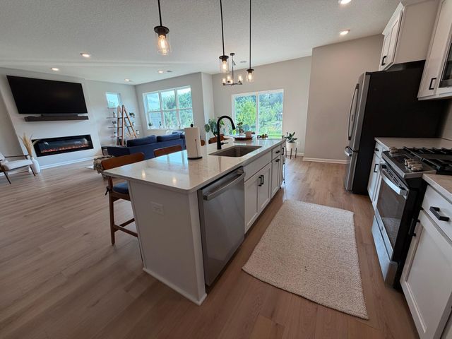 19283 Crystal Terrace, Farmington, MN 55024