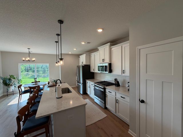 19283 Crystal Terrace, Farmington, MN 55024