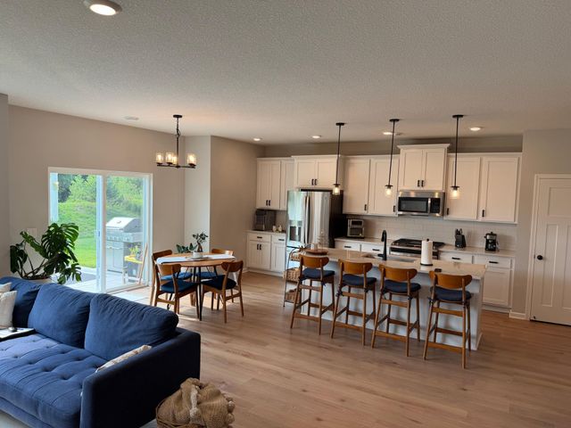 19283 Crystal Terrace, Farmington, MN 55024