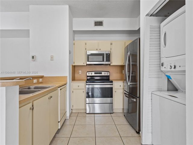 7260 NW 114th Ave 20410, Doral, FL 33178