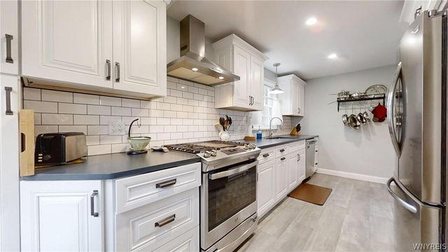 80 Marquette Avenue, Tonawanda, NY 14217