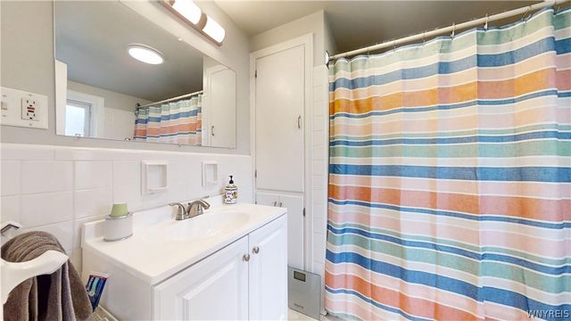 80 Marquette Avenue, Tonawanda, NY 14217