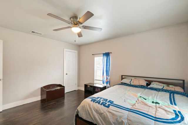 1506 E Waco Avenue, Dallas, TX 75216