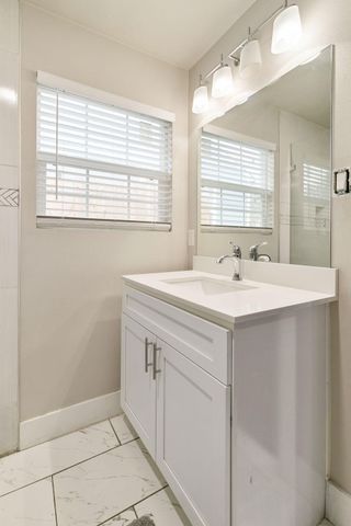 1506 E Waco Avenue, Dallas, TX 75216
