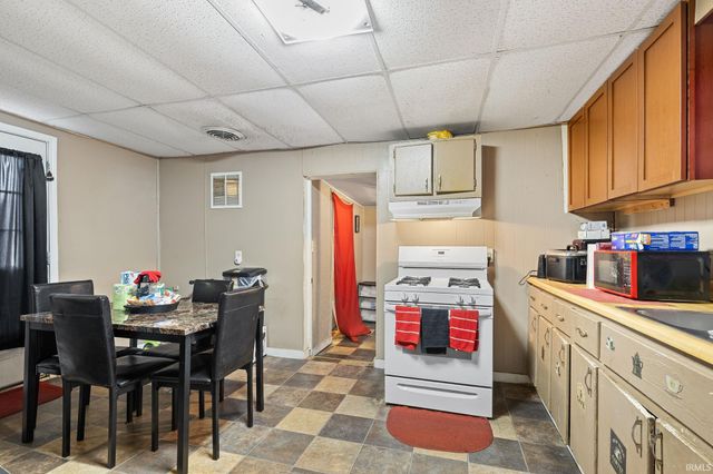 412 W Washington Street, Elkhart, IN 46516