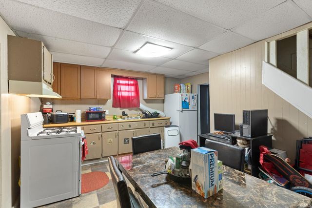 412 W Washington Street, Elkhart, IN 46516