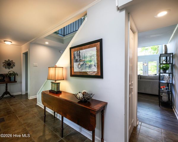 302 Plantation Drive, New Bern, NC 28562