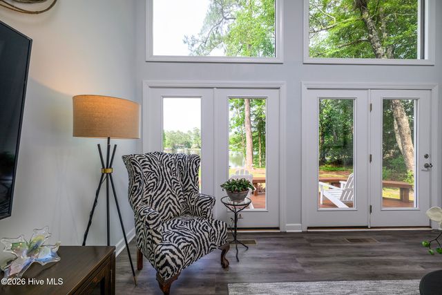 302 Plantation Drive, New Bern, NC 28562