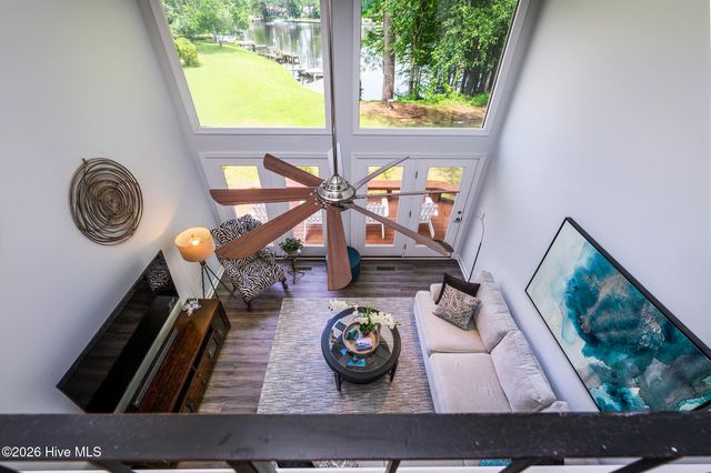 302 Plantation Drive, New Bern, NC 28562