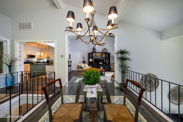 302 Plantation Drive, New Bern, NC 28562