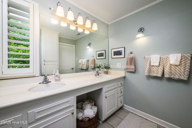 302 Plantation Drive, New Bern, NC 28562