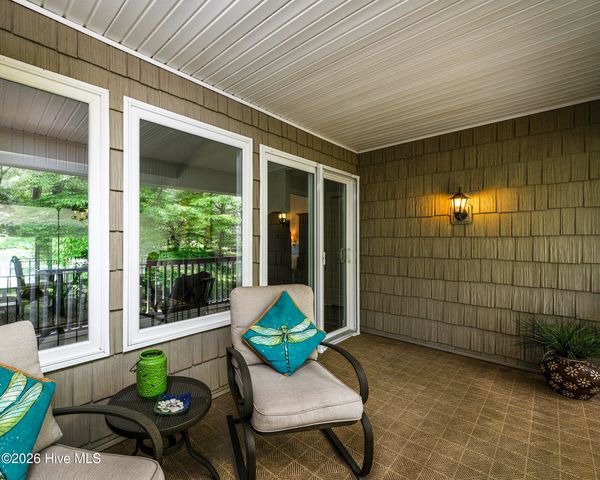 302 Plantation Drive, New Bern, NC 28562