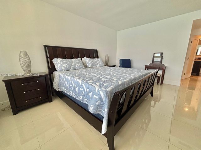 3505 S Ocean Dr 1506, Hollywood, FL 33019