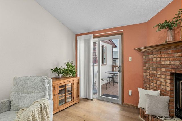 2504 ONEIL AVE, Cheyenne, WY 82001
