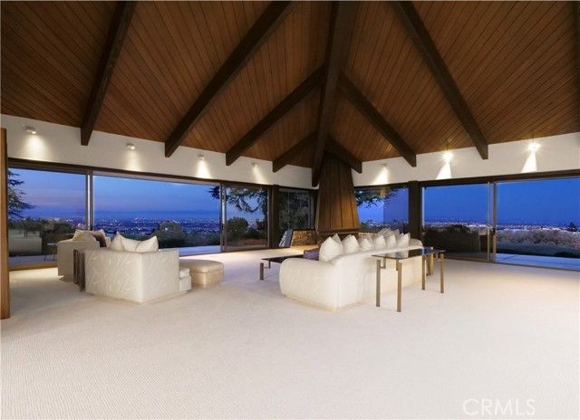 57 Saddleback, Rolling Hills, CA 90274