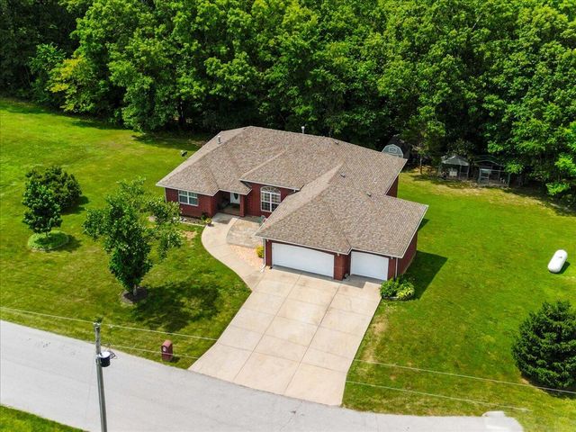 2341 Melton Drive, Nixa, MO 65714