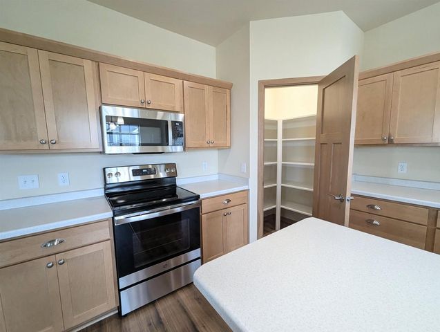 4817 Suelo Road, Fitchburg, WI 53711