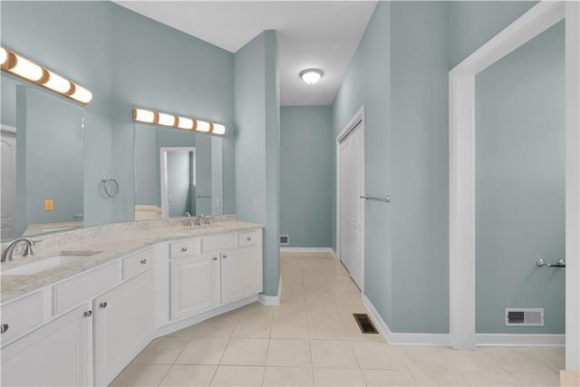 4684 York Drive, North Whitehall Twp, PA 18069