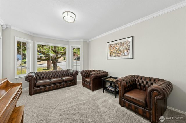 512 Runquist Court, Steilacoom, WA 98388