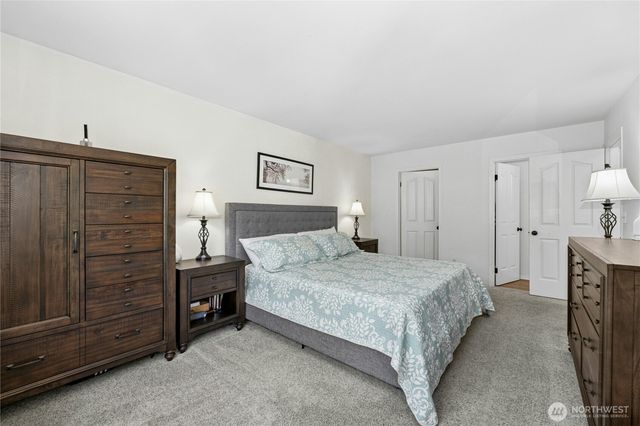 512 Runquist Court, Steilacoom, WA 98388