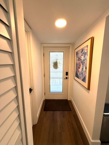 3170 Holiday Springs Boulevard 304, Margate, FL 33063