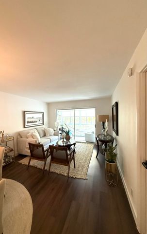 3170 Holiday Springs Boulevard 304, Margate, FL 33063