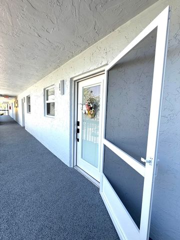 3170 Holiday Springs Boulevard 304, Margate, FL 33063