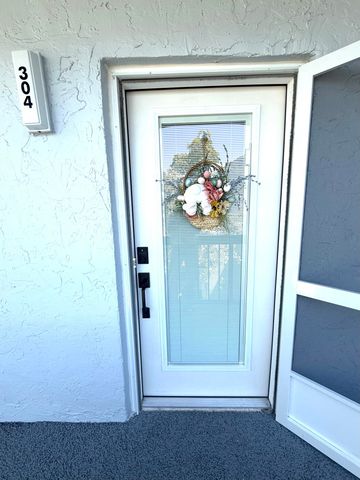 3170 Holiday Springs Boulevard 304, Margate, FL 33063