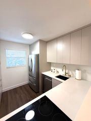 3170 Holiday Springs Boulevard 304, Margate, FL 33063