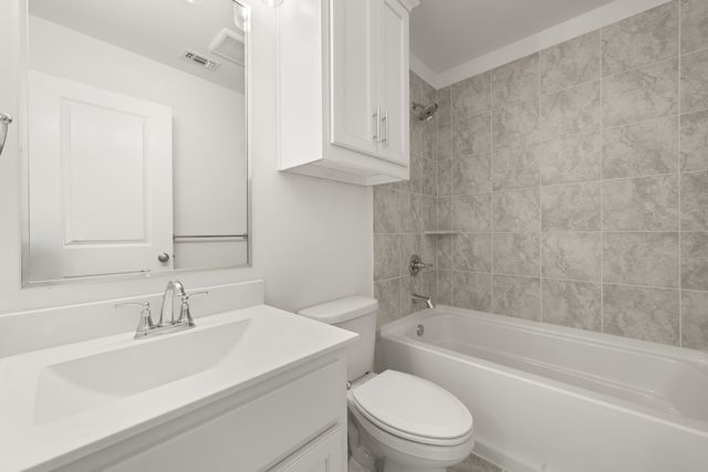 109 Golden Jackal Court, Godley, TX 76044