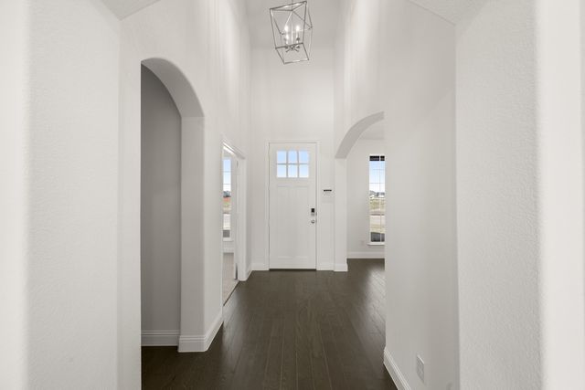 109 Golden Jackal Court, Godley, TX 76044