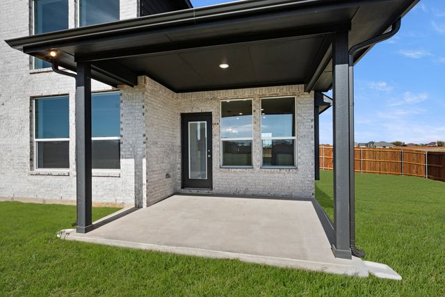 109 Golden Jackal Court, Godley, TX 76044