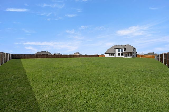 109 Golden Jackal Court, Godley, TX 76044