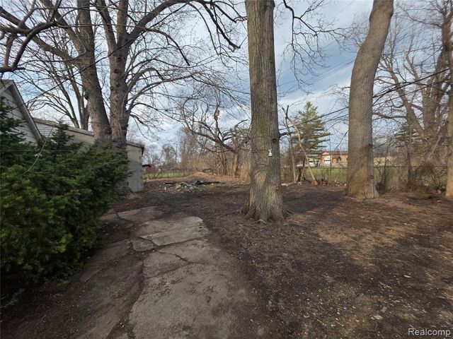 7285 Farnum Street, Romulus, MI 48174