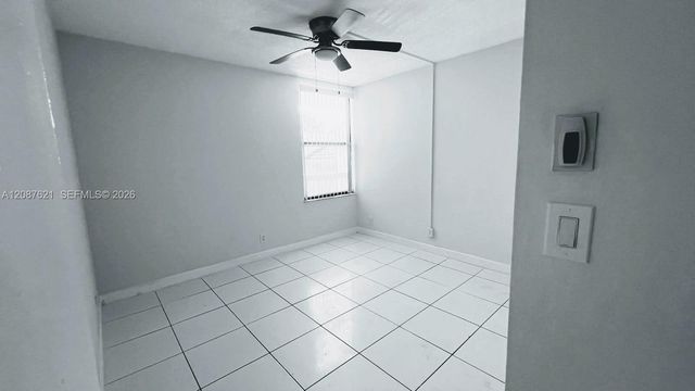 8429 Forest Hills Drive 305, Coral Springs, FL 33065