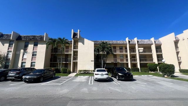 8429 Forest Hills Drive 305, Coral Springs, FL 33065