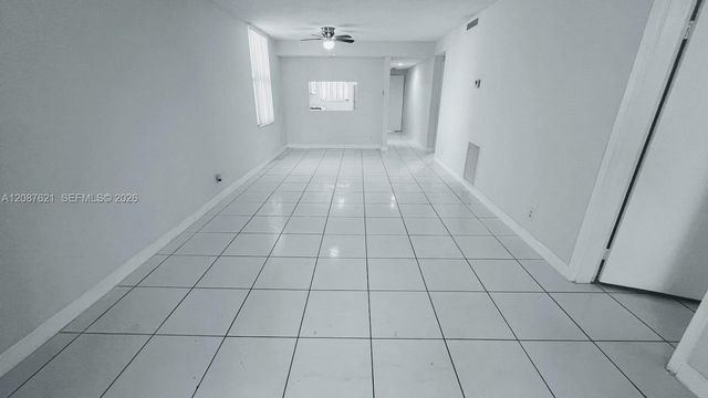 8429 Forest Hills Drive 305, Coral Springs, FL 33065